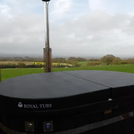 Tone Valley View Glamping-3